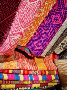 Perulaisia värejä